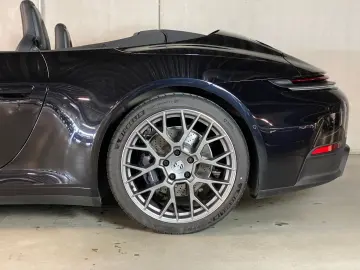 PORSCHE 992 (911) Carrera Cabrio  Liftsystem  Sportabgas
