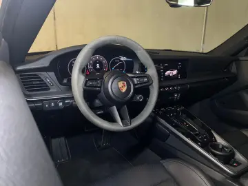 PORSCHE 992 (911) Carrera Cabrio  Liftsystem  Sportabgas