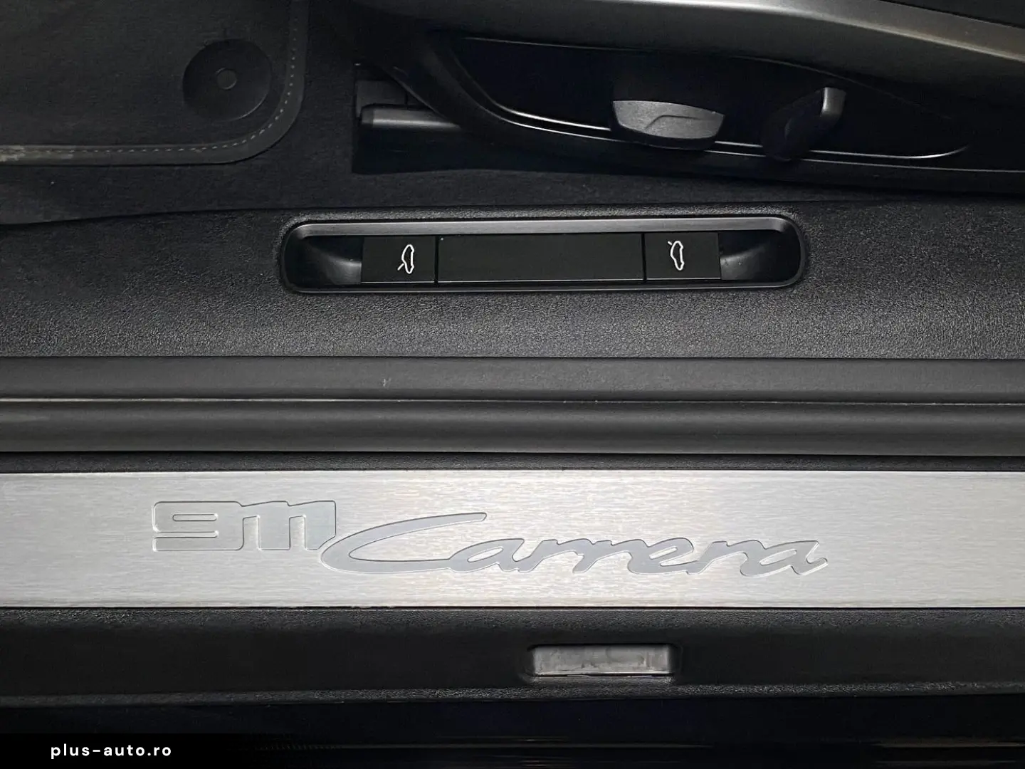PORSCHE 992 (911) Carrera Cabrio  Liftsystem  Sportabgas