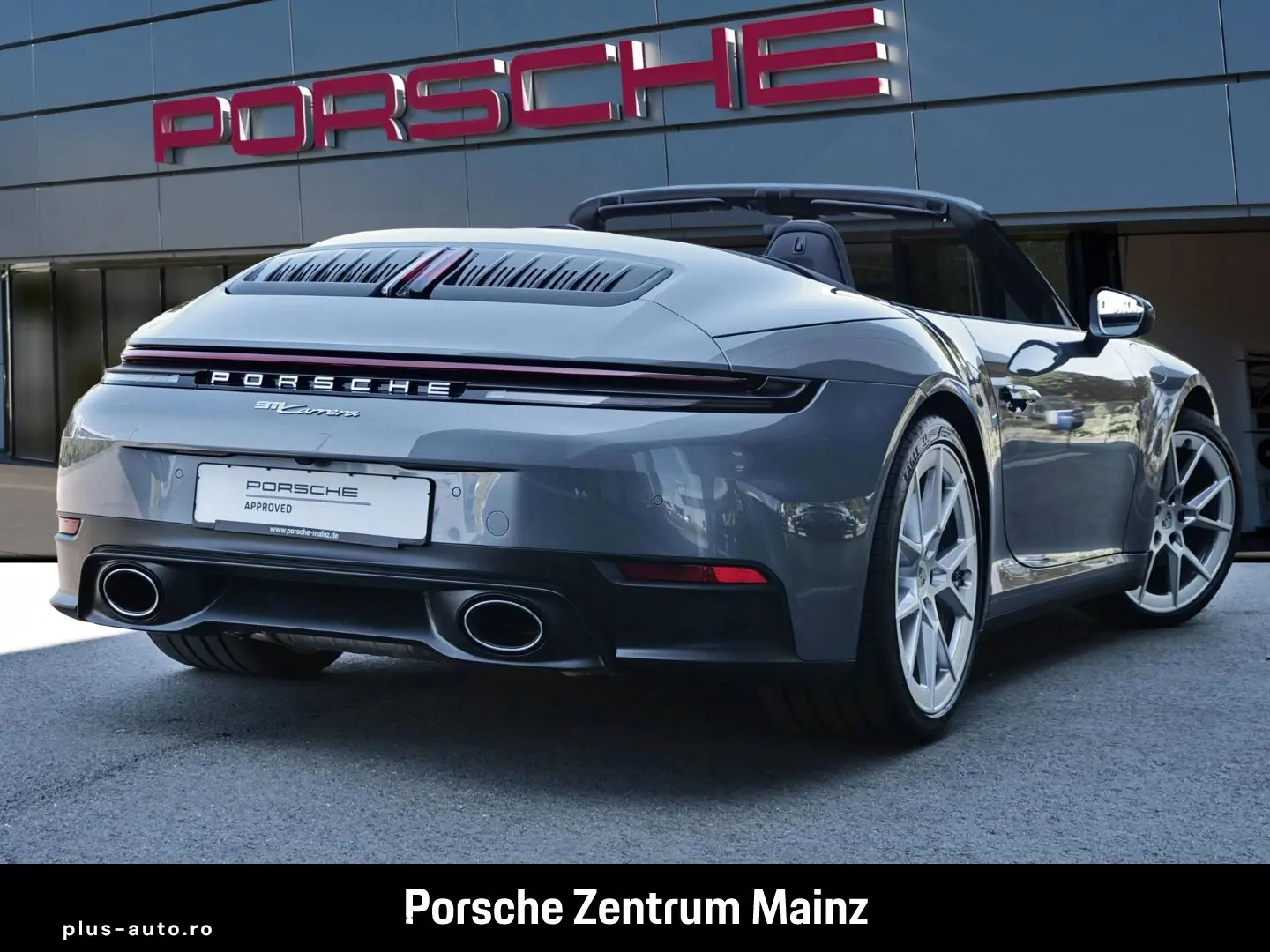 PORSCHE 992 911 Carrera Cabrio Sportabgas BOSE 21-Zoll