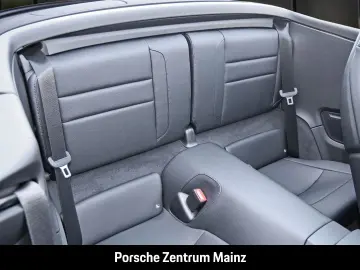 PORSCHE 992 911 Carrera Cabrio Sportabgas BOSE 21-Zoll
