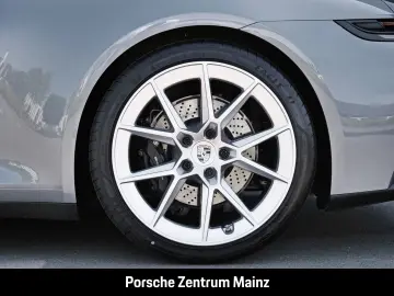 PORSCHE 992 911 Carrera Cabrio Sportabgas BOSE 21-Zoll