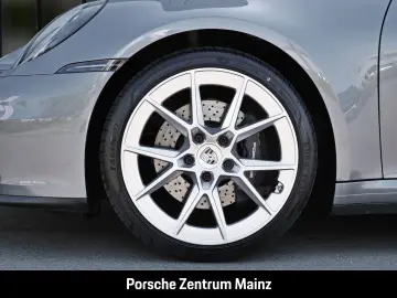 PORSCHE 992 911 Carrera Cabrio Sportabgas BOSE 21-Zoll