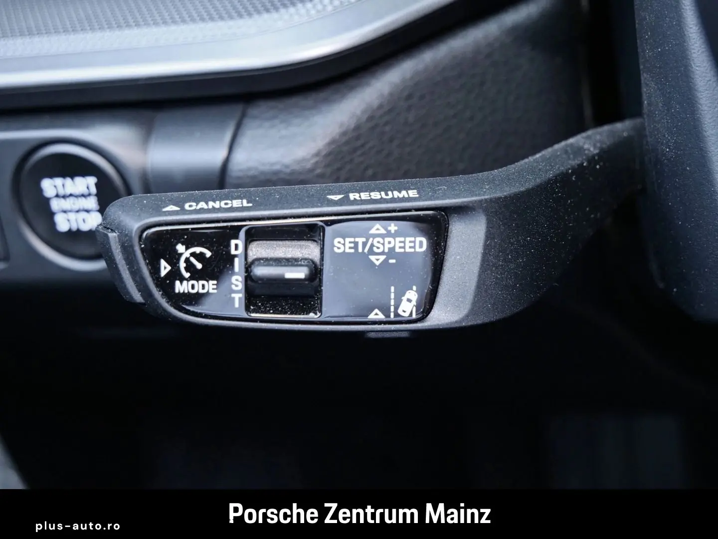 PORSCHE 992 911 Carrera Cabrio Sportabgas BOSE 21-Zoll