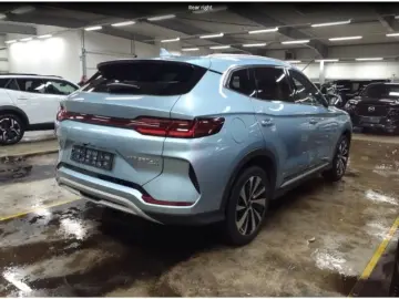 BYD Seal U PHEV 1.5 Design (238 kW 324 PS) Panorama