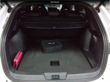BYD Seal U PHEV 1.5 Design  HEAD-UP-Display LED-Haup