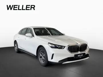 BMW 520i Limousine AdLED 360  HUD H K KomZu DAPro
