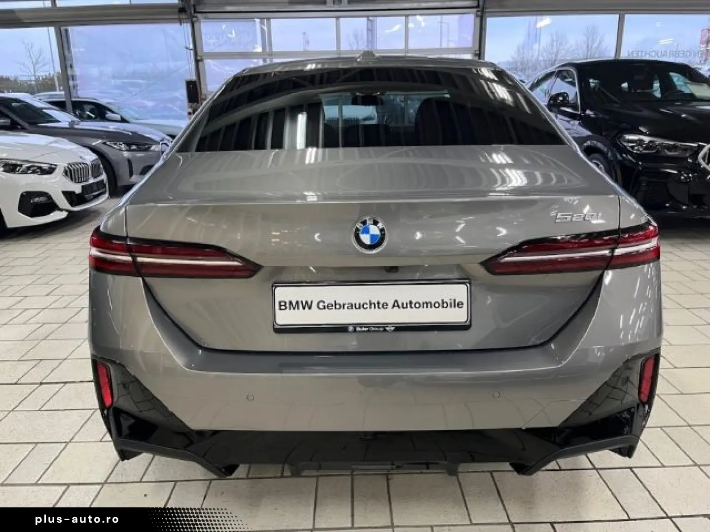BMW 520 i M Sport StandHz AHK KomfSi belüftet H K Pr