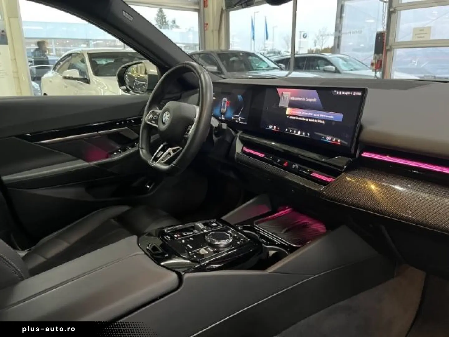BMW 520 i M Sport StandHz AHK KomfSi belüftet H K Pr