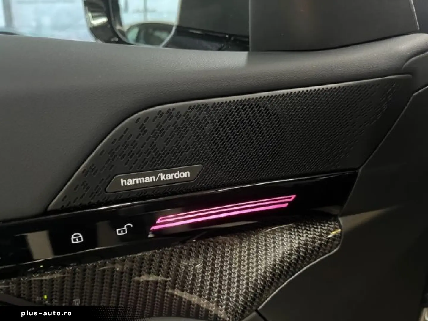 BMW 520 i M Sport StandHz AHK KomfSi belüftet H K Pr
