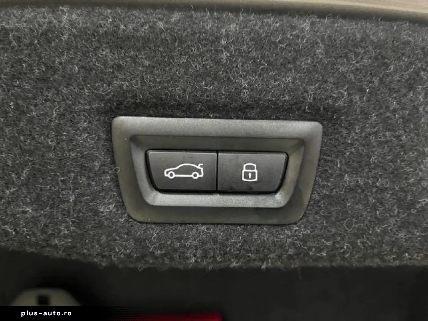 BMW 520 i M Sport StandHz AHK KomfSi belüftet H K Pr