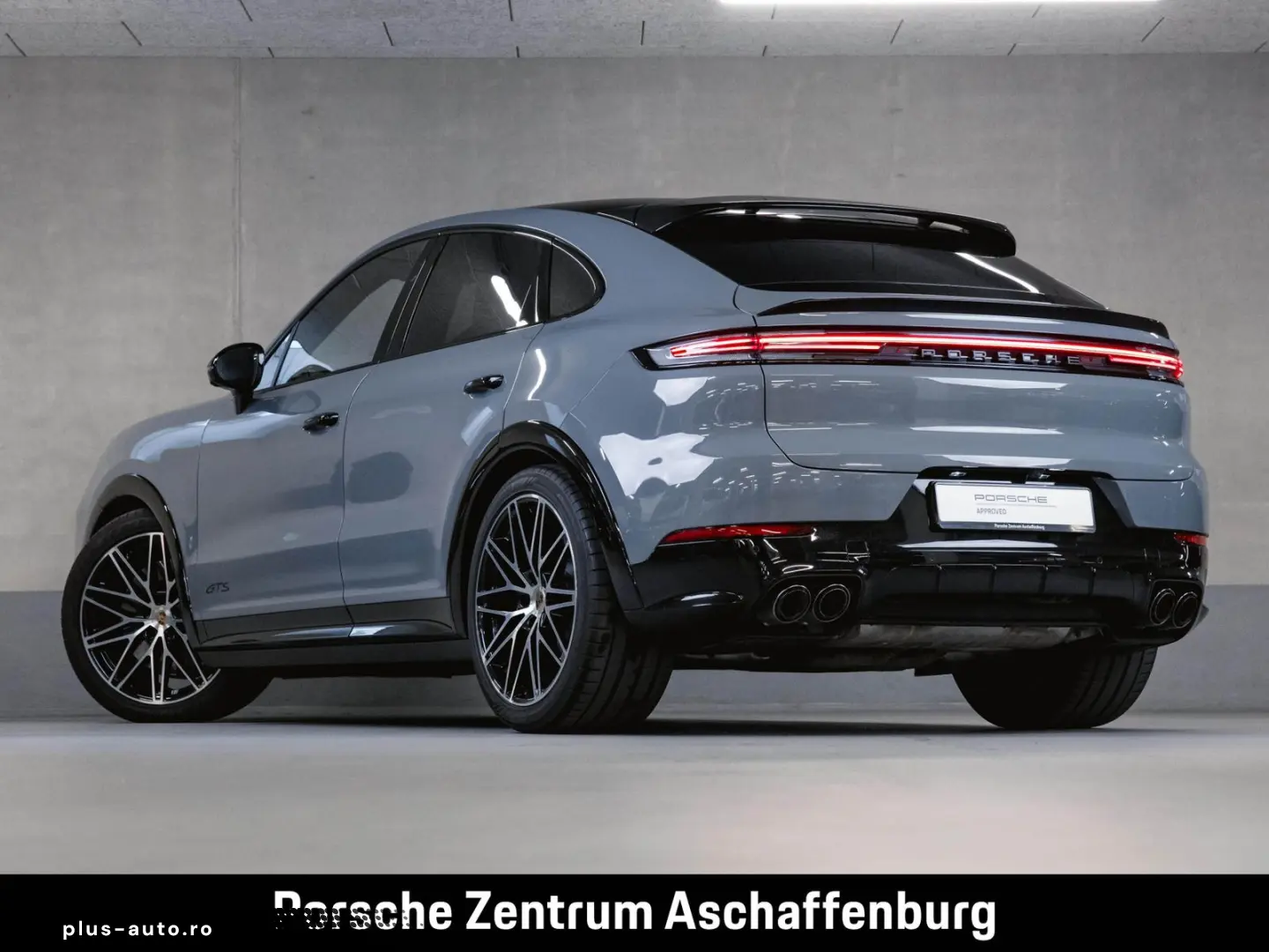 PORSCHE Cayenne GTS Coupé Head-Up Panoramadach