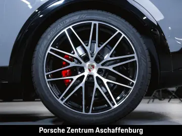 PORSCHE Cayenne GTS Coupé Head-Up Panoramadach