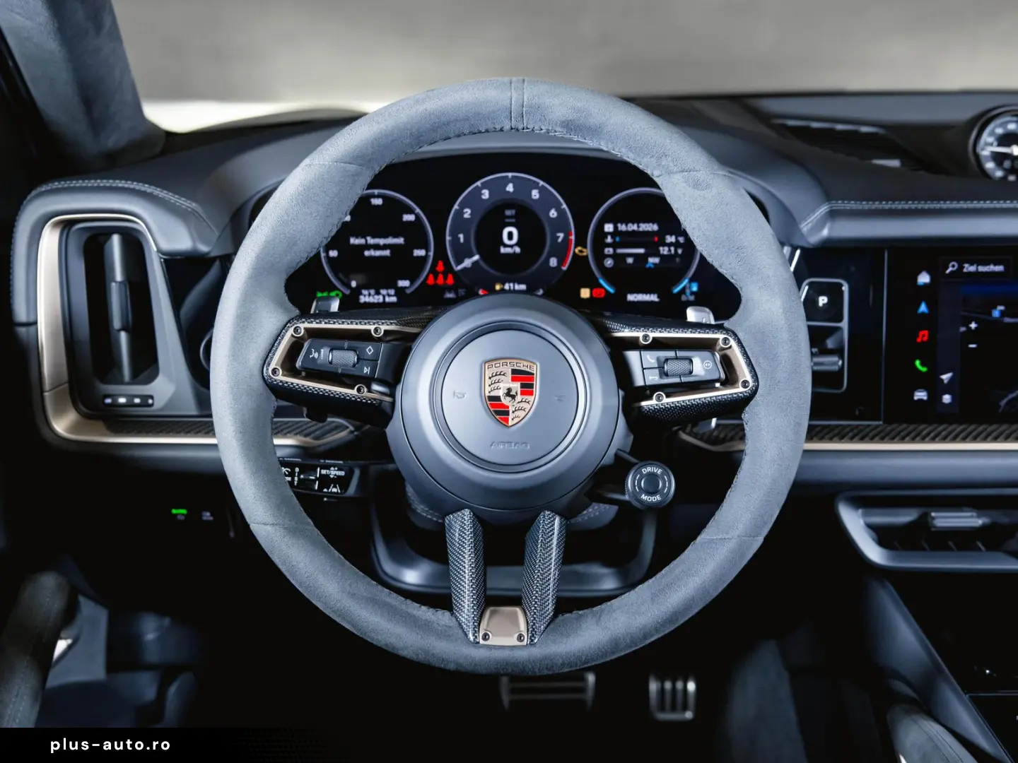 PORSCHE Cayenne GTS Coupé Head-Up Panoramadach