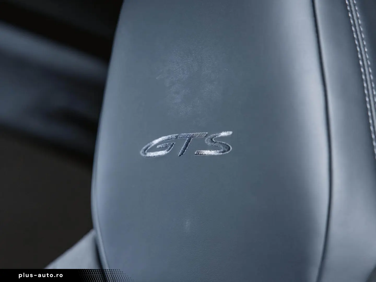 PORSCHE Cayenne GTS Coupé Head-Up Panoramadach