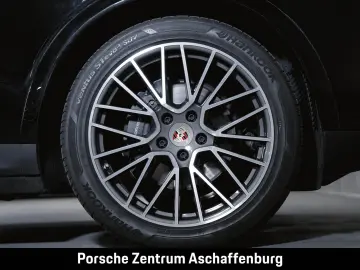 PORSCHE Cayenne Coupé Luftfederung BOSE