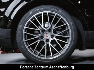 PORSCHE Cayenne Coupé Luftfederung BOSE