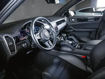 PORSCHE Cayenne Coupé Luftfederung BOSE