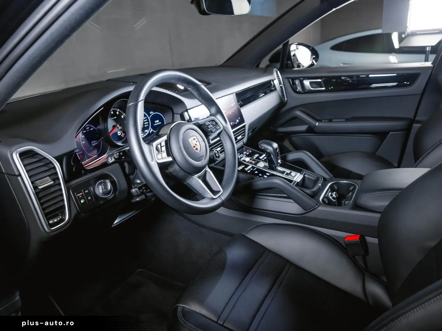 PORSCHE Cayenne Coupé Luftfederung BOSE