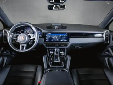 PORSCHE Cayenne Coupé Luftfederung BOSE