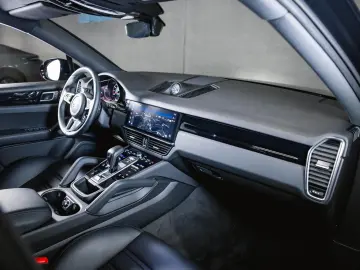 PORSCHE Cayenne Coupé Luftfederung BOSE