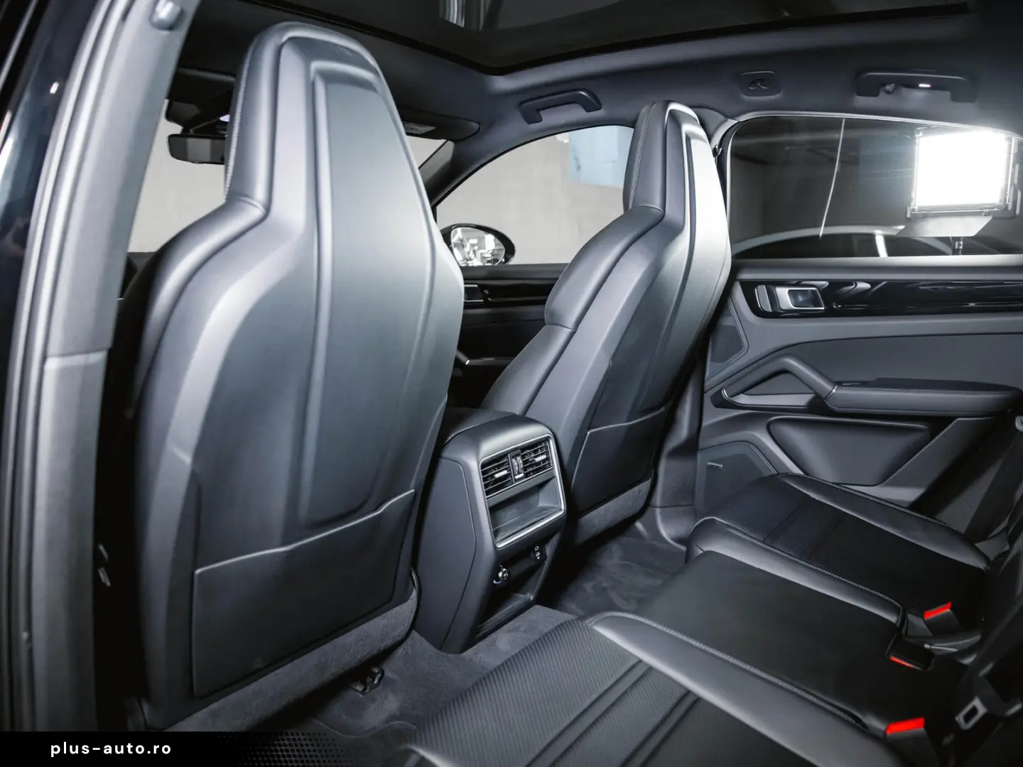 PORSCHE Cayenne Coupé Luftfederung BOSE