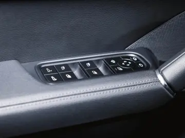 PORSCHE Cayenne Coupé Luftfederung BOSE