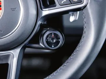 PORSCHE Cayenne Coupé Luftfederung BOSE