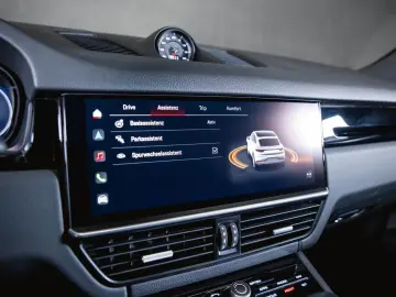 PORSCHE Cayenne Coupé Luftfederung BOSE