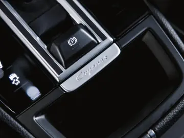PORSCHE Cayenne Coupé Luftfederung BOSE