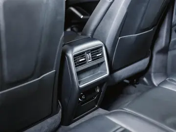 PORSCHE Cayenne Coupé Luftfederung BOSE