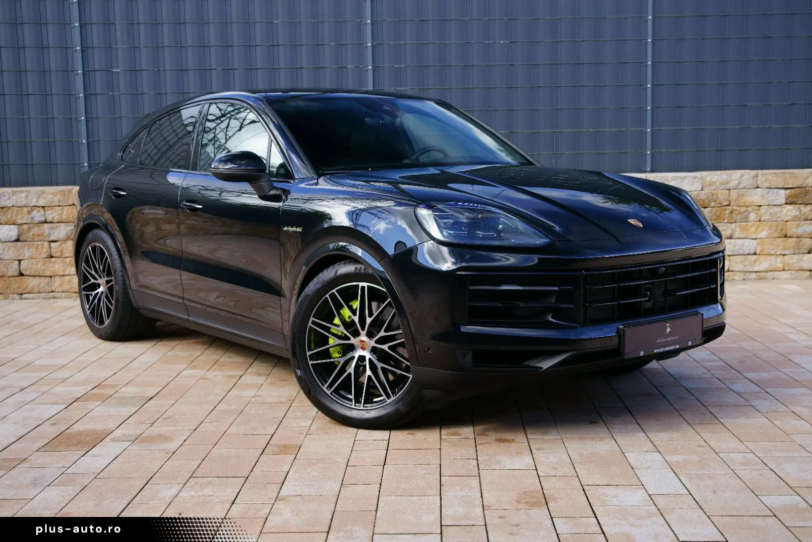 PORSCHE Cayenne Coupe E-Hybrid  HEADUP SOFTCLOSE INNO