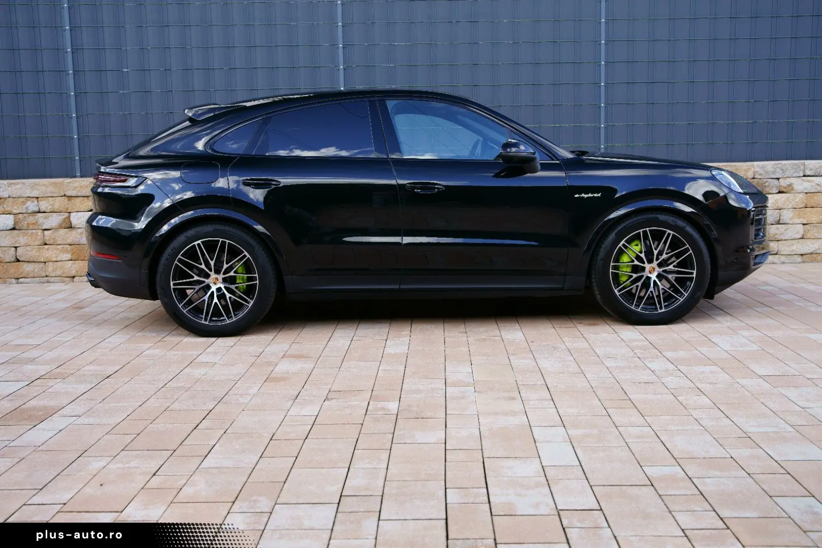 PORSCHE Cayenne Coupe E-Hybrid  HEADUP SOFTCLOSE INNO