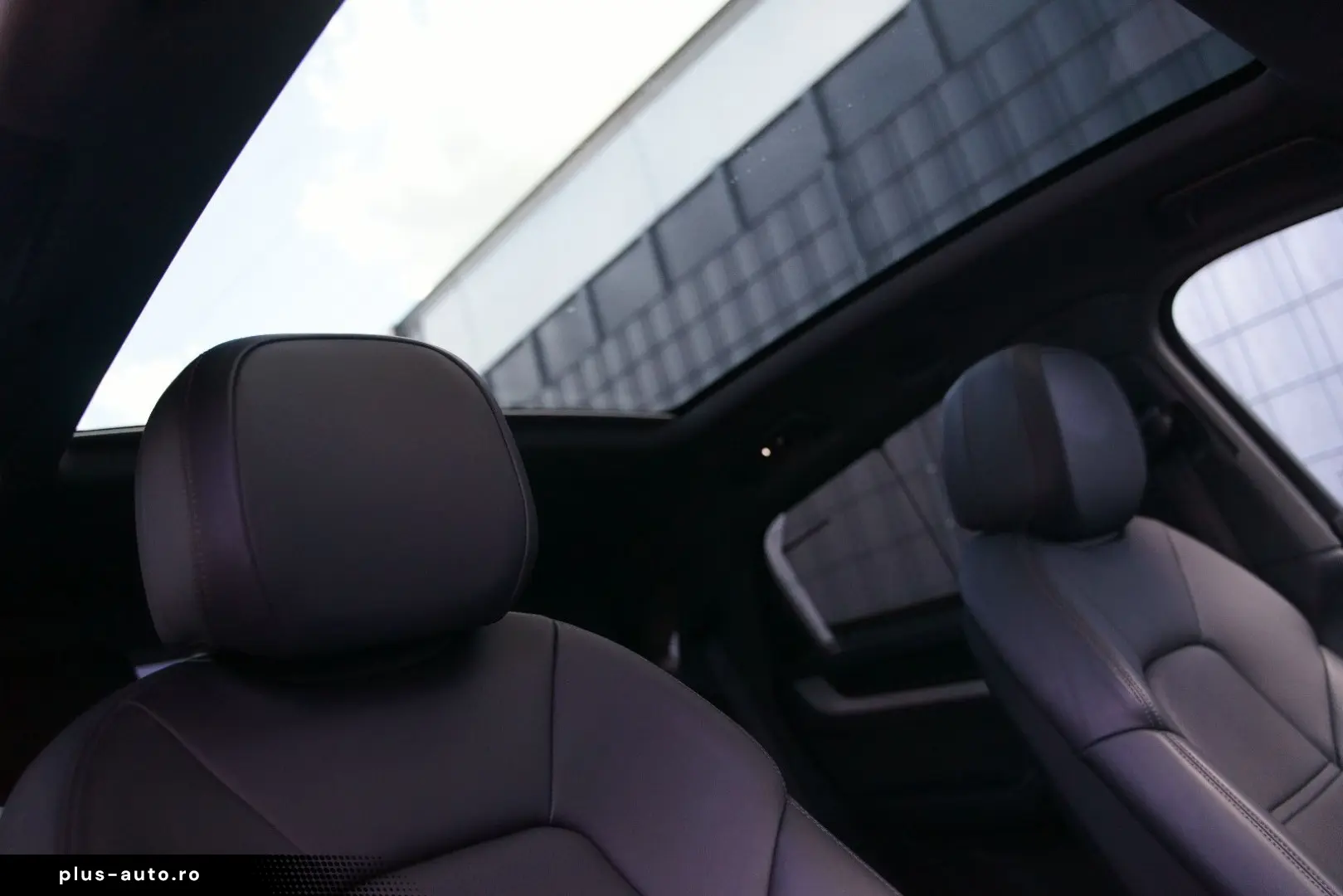 PORSCHE Cayenne Coupe E-Hybrid  HEADUP SOFTCLOSE INNO