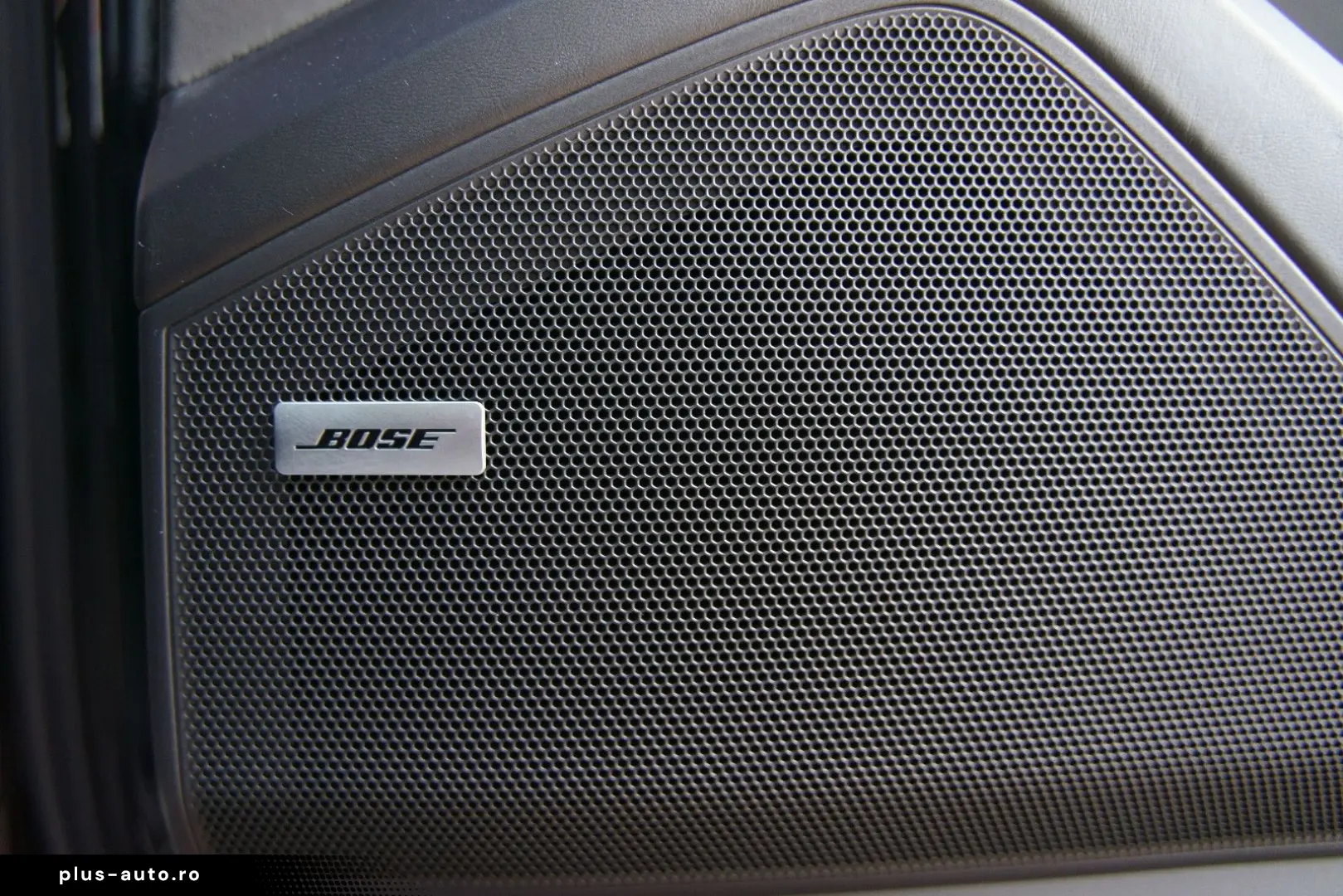 PORSCHE Cayenne Coupe E-Hybrid  HEADUP SOFTCLOSE INNO