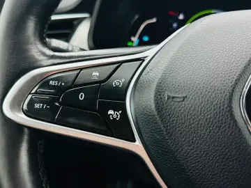 RENAULT Arkana 2022 1.6i E6 Hybrid Garantie 12  Luni Rate Av