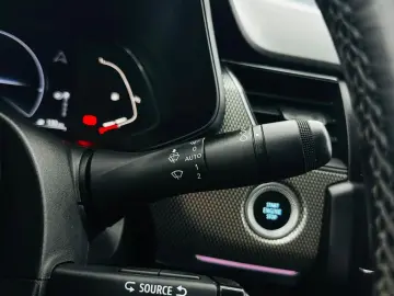 RENAULT Arkana 2022 1.6i E6 Hybrid Garantie 12  Luni Rate Av