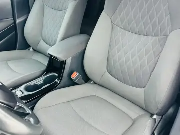 TOYOTA COROLLA 2021 1.8i HYBRID E6 Garantie 12 Luni Rate Ava