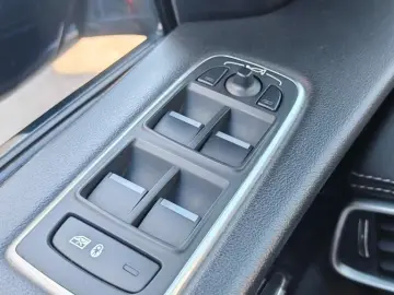 Jaguar F-Pace Diesel 4x4 Automat R-Dynamic Individual - Rate