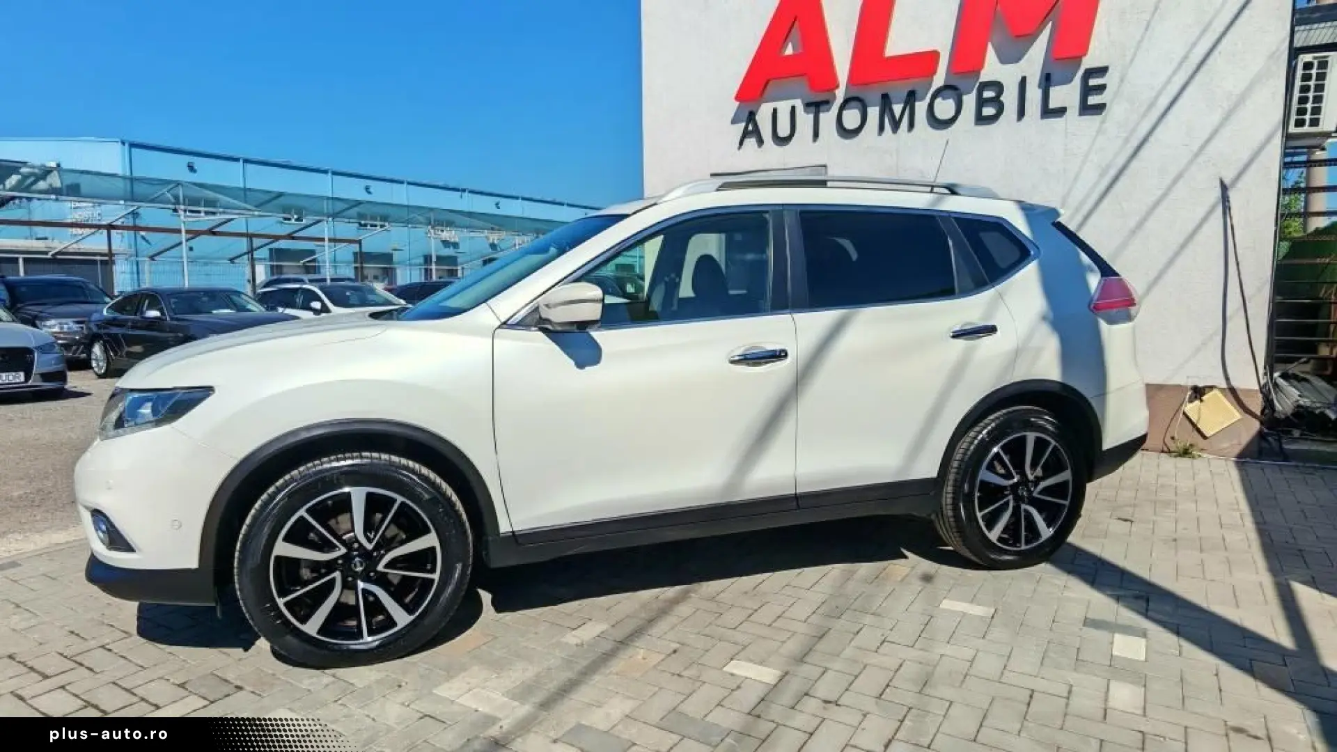 Nissan X-Trail Tekna Automat diesel 2017 - Rate   Credit   G