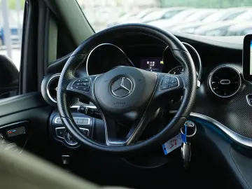 Mercedes-Benz V