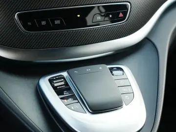 Mercedes-Benz V