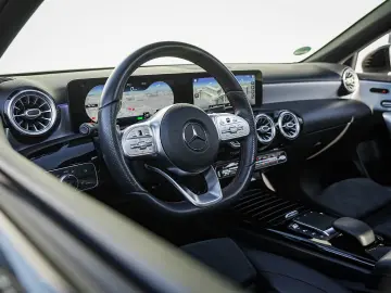 Mercedes-Benz A-250