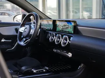 Mercedes-Benz A-250