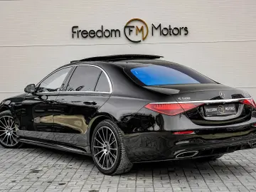 Mercedes-Benz S