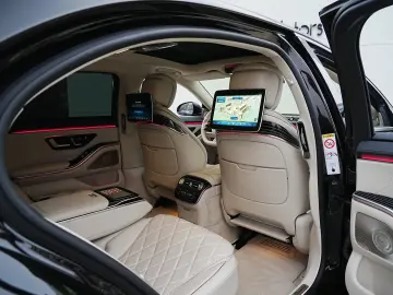 Mercedes-Benz S