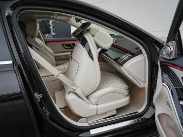 Mercedes-Benz S