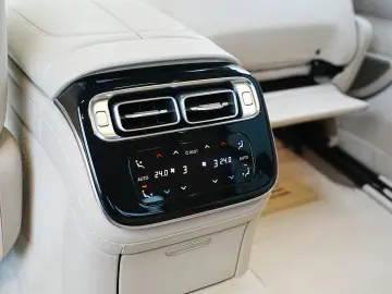Mercedes-Benz S