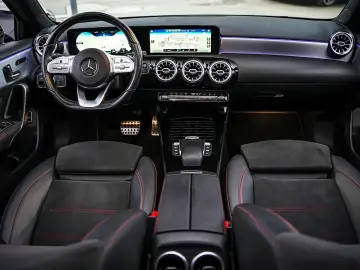Mercedes-Benz A-250
