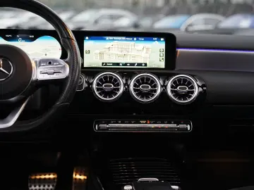 Mercedes-Benz A-250